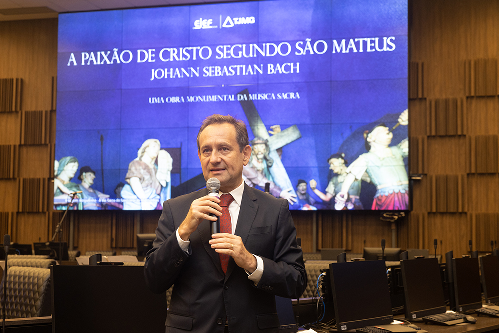 Not 5 Apresentacao Orquestra e Coral Paixao de Cristo.jpg