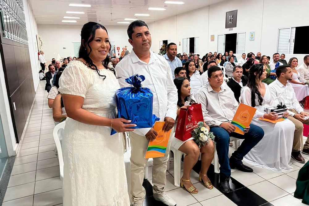 Not---casamento-comunitario-em-Bom-Despacho-4.jpg