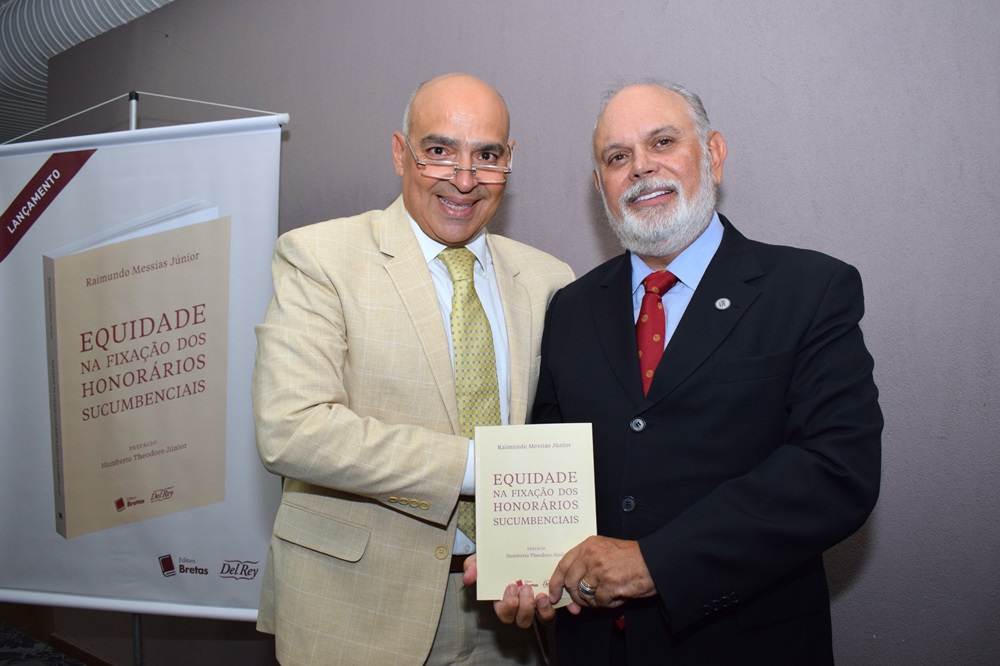 Not 2o Vice no Lancamento do Livro do Des Raimundo Messias.jpg