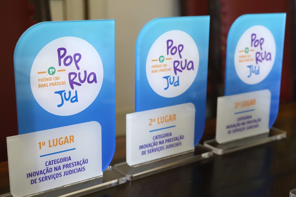Not-8---Dia-do-Voluntariado.jpg