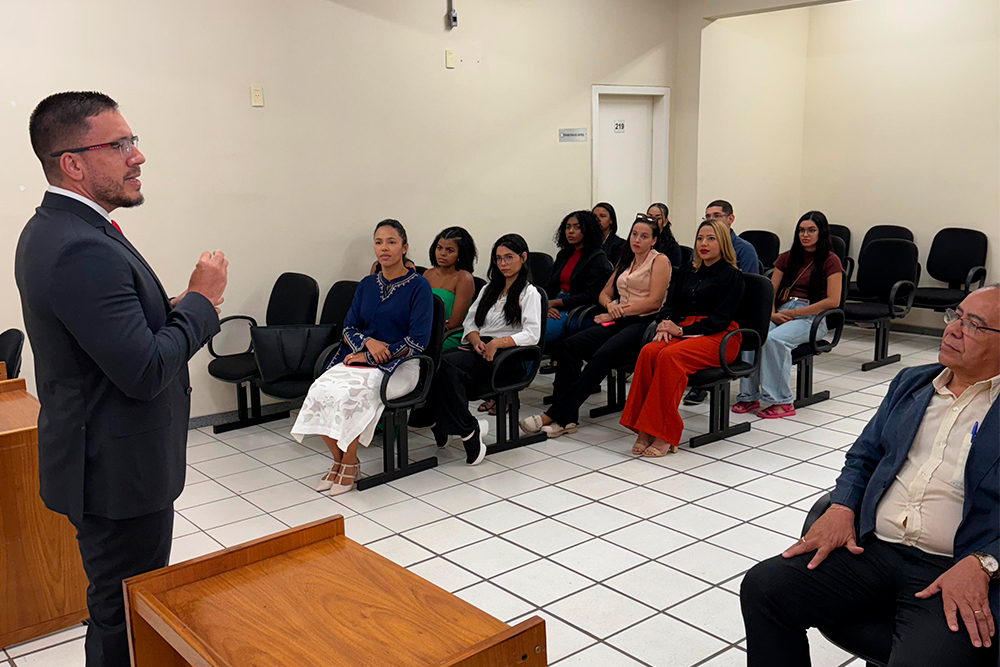 Not-3---Visita-Alunos-de-Direito-da-FUNORTE-ao-TJMG-de-Pirapora.jpg