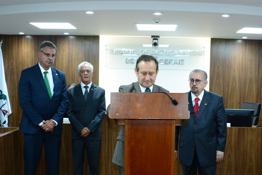 Not-1---Assinatura-Cooperacao-TJ-e-TJM-Medalha-Ministro-Afranio-Vilela.jpg