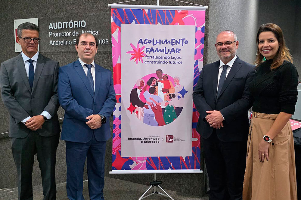 Not-Seminario-Nacional-sobre-acolhimento-familiar.jpg