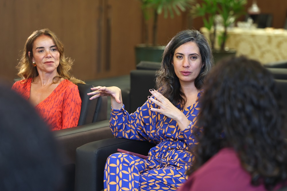 Not Encontro Mulheres 21 Dias Ativismo - Dra Mariana e Jornalista.JPG