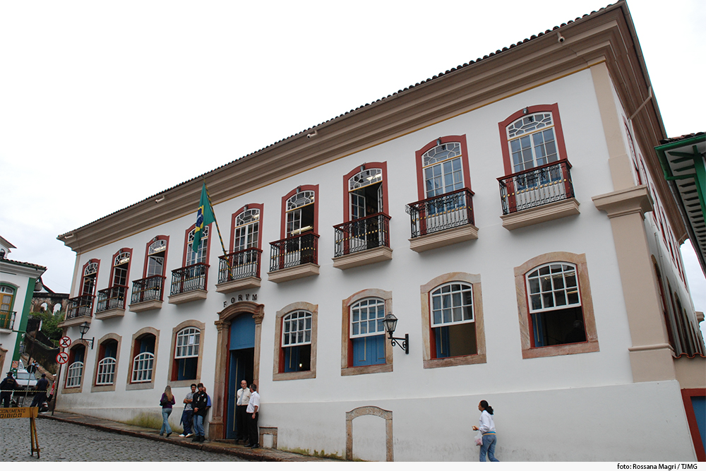 noticia-forum-de-ouro-preto.jpg