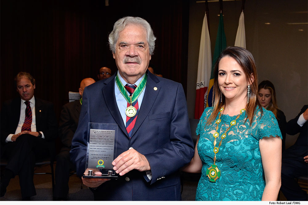 noticia2-medalha-defensoria.jpg