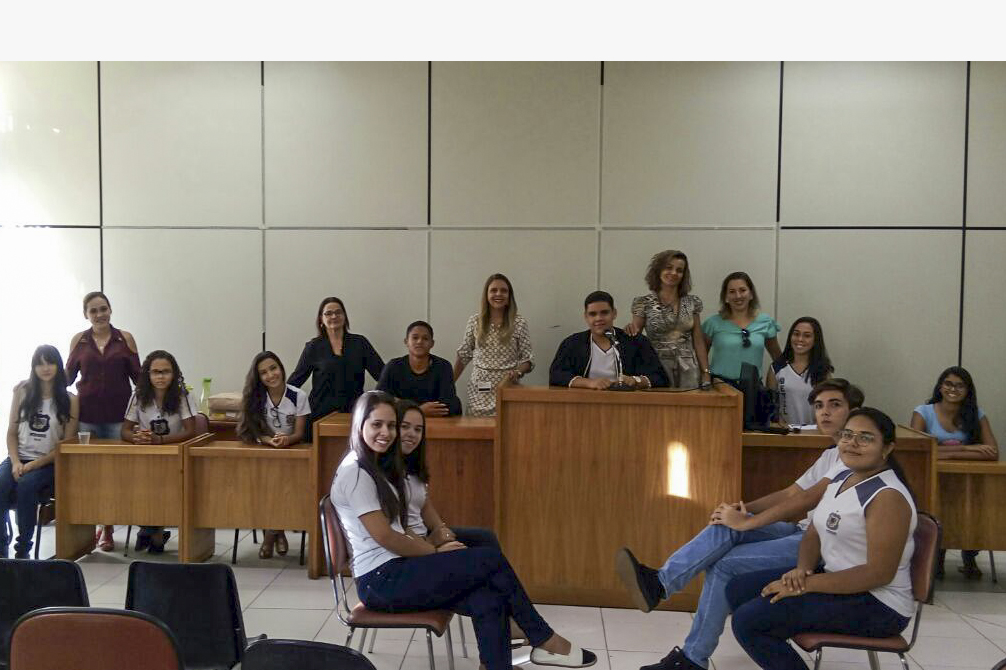 noticia1 conhecendo o judiciario em januaria.jpg