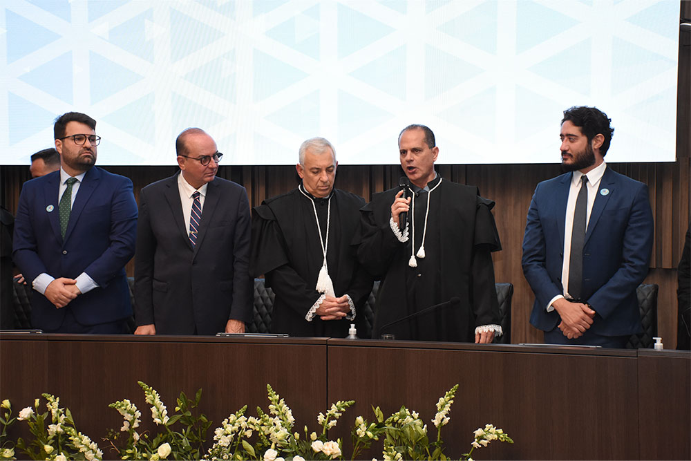 Not---Posse-da-nova-direcao-do-TRE12.jpg