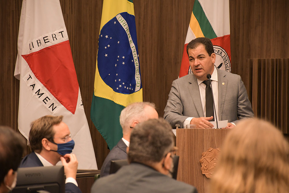 Not-XVI-Semana-Conciliacao-Gilson.jpg