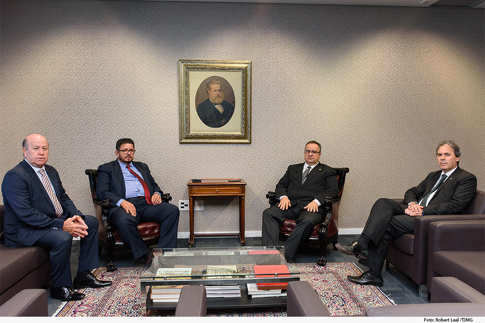noticia-visita-de-cortesia-presidente-da-assembleia-e-deputado-fabio-ramalho.jpg