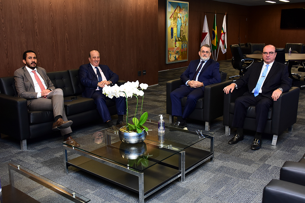 not---visita-ministro-nardes---esq-p.--dir------alexandre--nardes---renato-dresch---jose-arthur---18.07.22.jpg