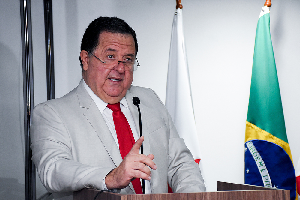 Not---Cerimonia-de-inauguracao-da-foto-do-Des.-Tiago-Pinto._6.jpg
