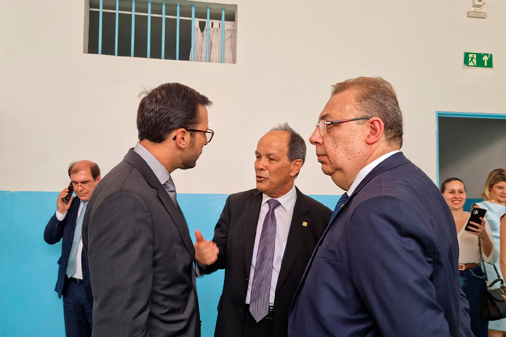 Not----Visita-GMF-a-sistema-Apac-em-Frutal._2.jpg