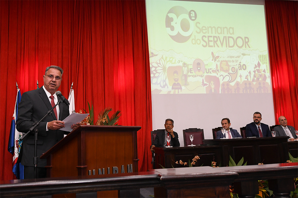 Not-Servidores-Patos-Minas-CorregedorEstevaoLucchesi.jpg