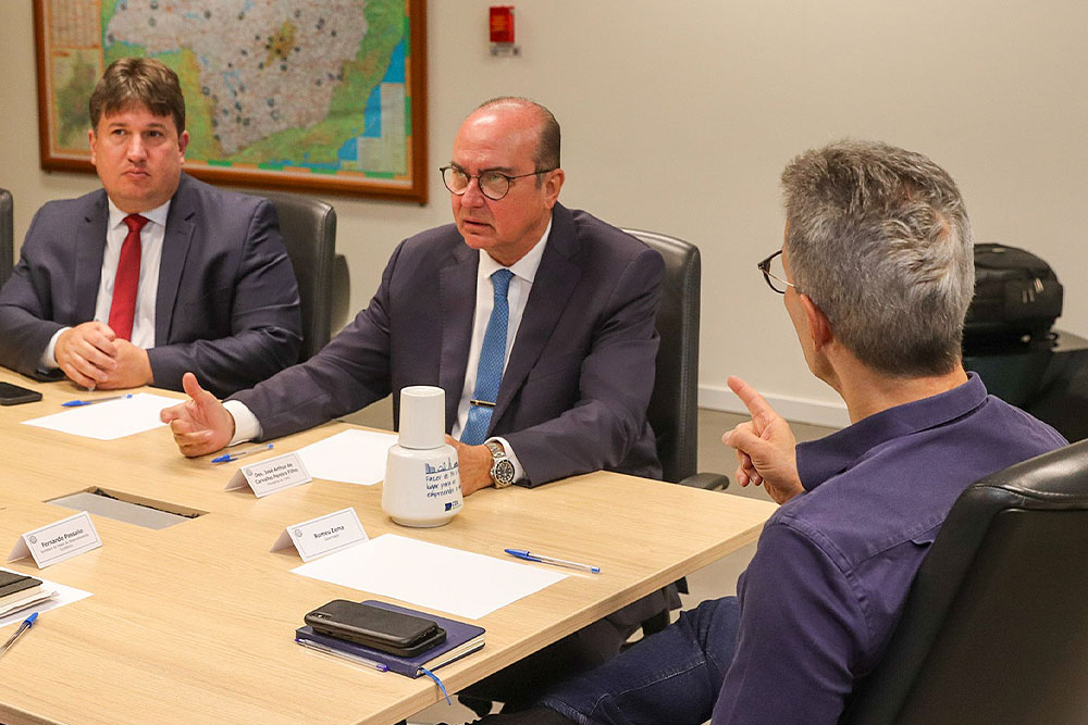 Not---Presidente-se-reune-com-o-governador-Romeo-Zema.jpg