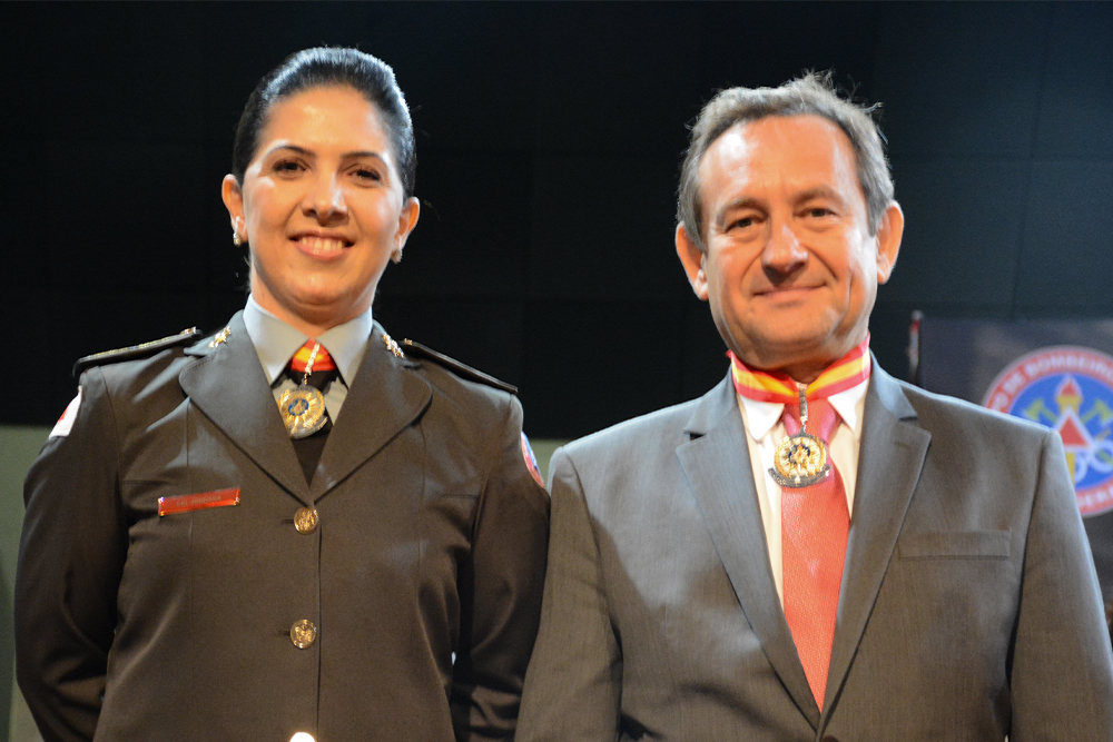 Not---Medalha-Bombeiros--8---jpg.jpg