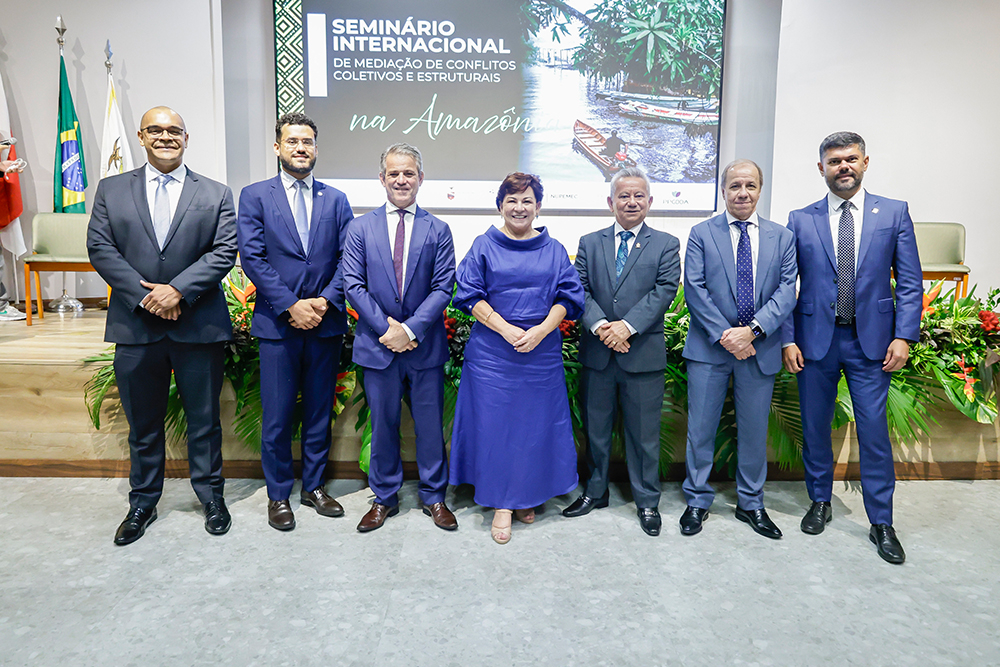 Not 1 Seminario Internacional Mediacao e Conflitos Fundiarios.jpg