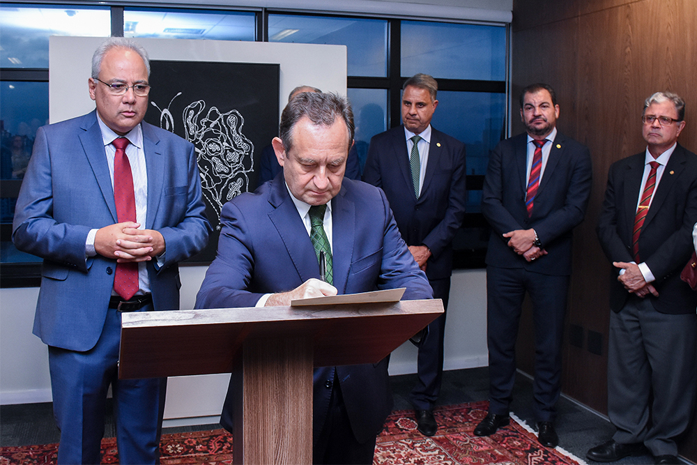 Not-Posse-do-juiz-Paulo-Fernando-Naves-de-Resende.1.jpg