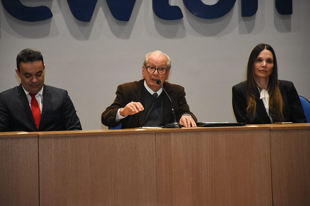 not-palestra-newton-paiva-DES-HUMBERTO-01.09.22-valeesta.jpg