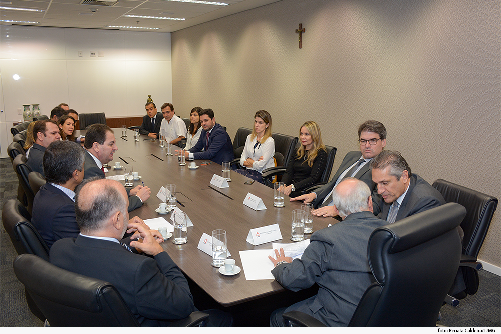 noticia-reuniao-renova.jpg