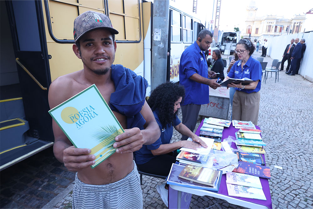 Not-Projeto-Benzao.-Onibus-do-Bem-8-Daniel-Junior-Gomes-Barbosa.jpg