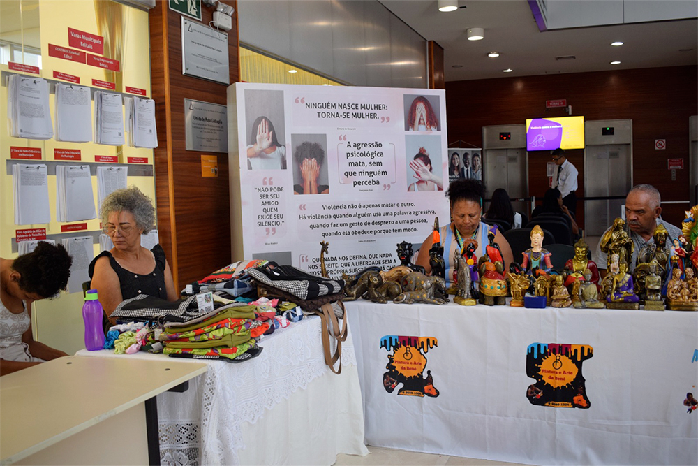 Not---Feira-de-artesanato-Semana-da-Justica-pela-Paz-em-Casa._2.jpg