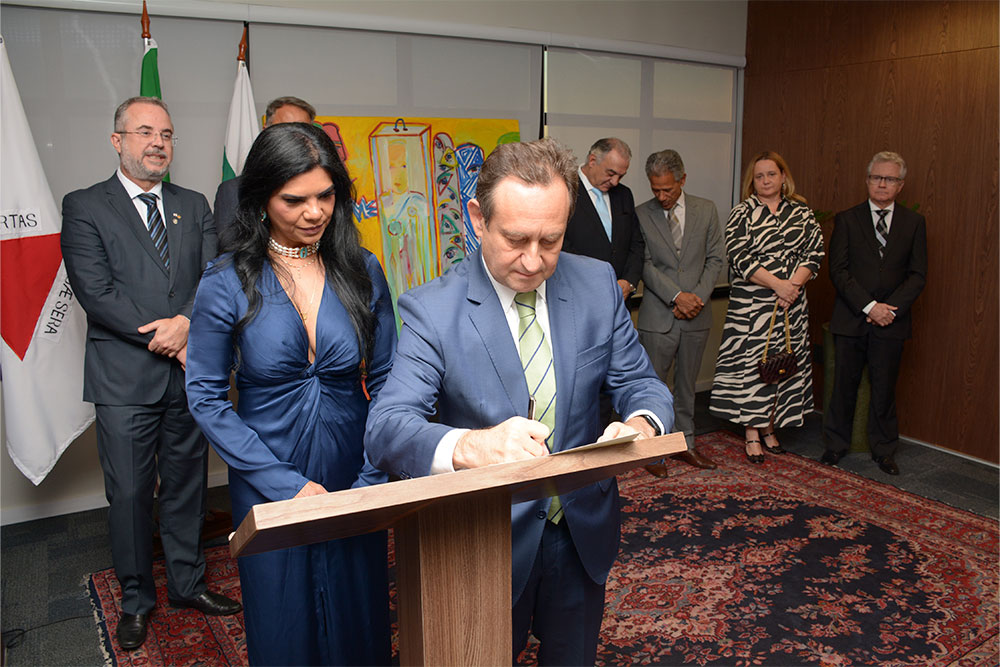 Not---Posse-da-desembargadora-Regia-Ferreira-de-Lima4.jpg