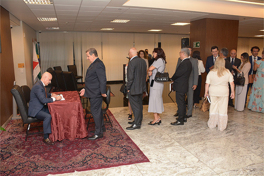 Not---Lancamento-livro-Des.-Marcelo-Rodrigues-8.jpg