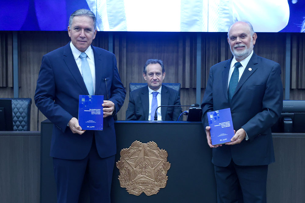 Not-Lanc-livro-Duas-decadas-Lei-Rec-Jud-e-Falencias_-avanc-e-desafios6.jpg