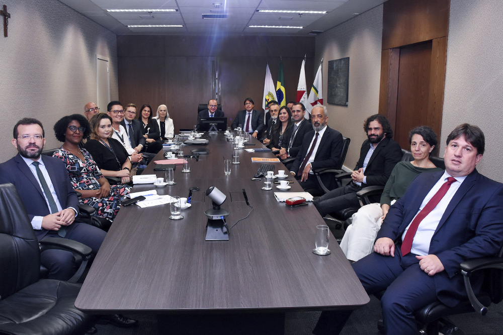Not---Reuniao-da-Dircom-e-UAI-Lab-com-rep-do-CNJ._1.jpg