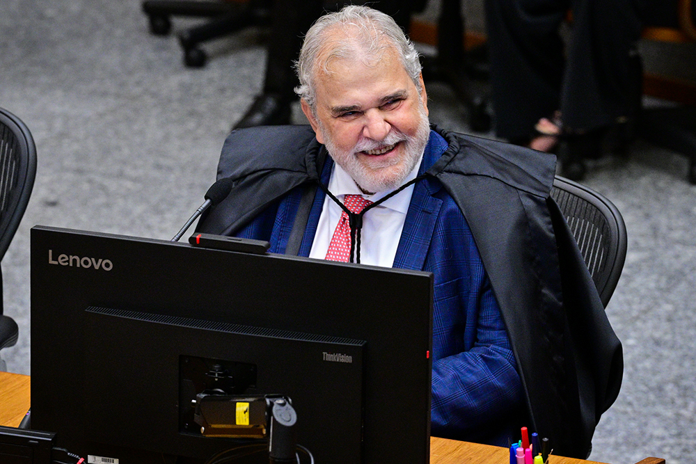 Not Des. Luis Carlos Gambogi.jpg