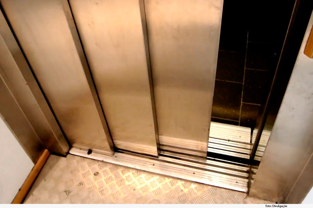 imagem de um elevador