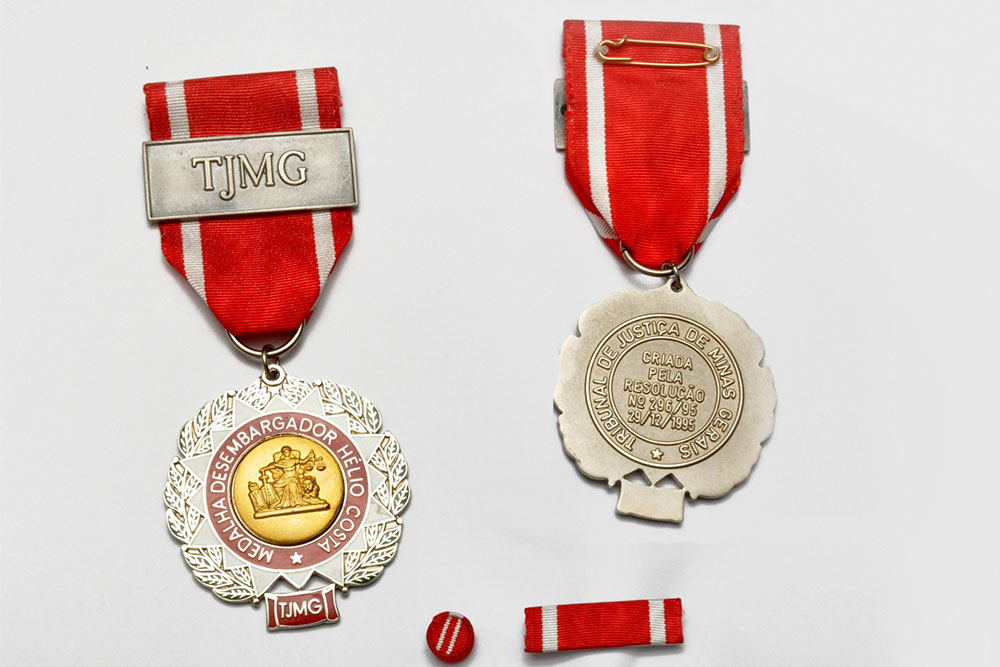 Not-medalhaHelioCosta.jpg