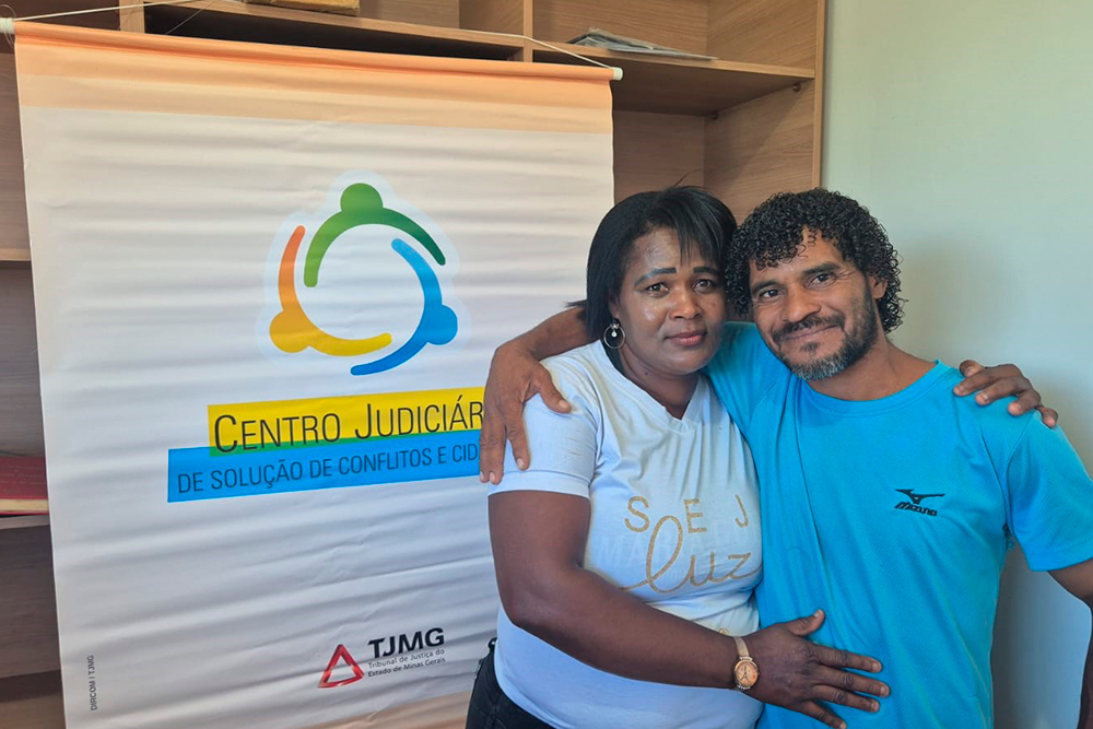 Not 5 Cejusc Itinerante Casal em Matias Cardoso.jpg