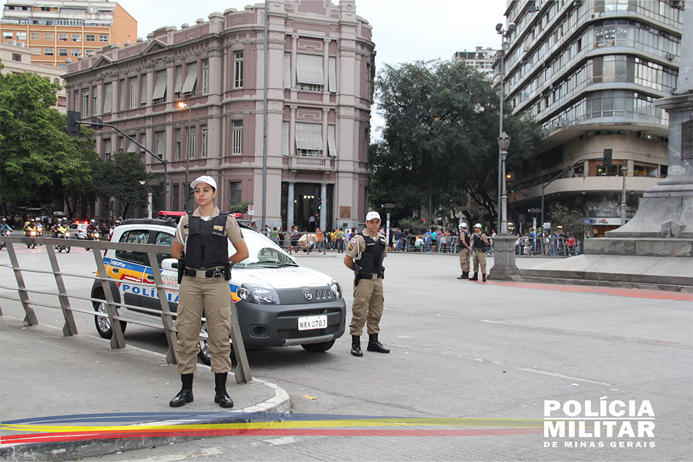 Not---Policiais..jpg