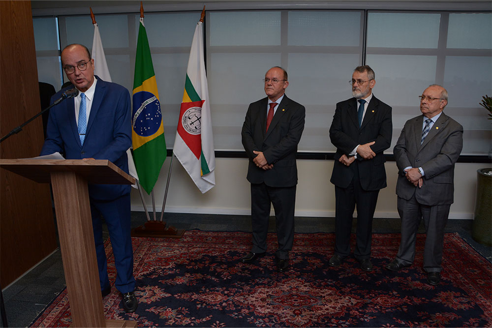 Not------posse-Joemilson-donizetti-Lopes-como-desembargador9.jpg