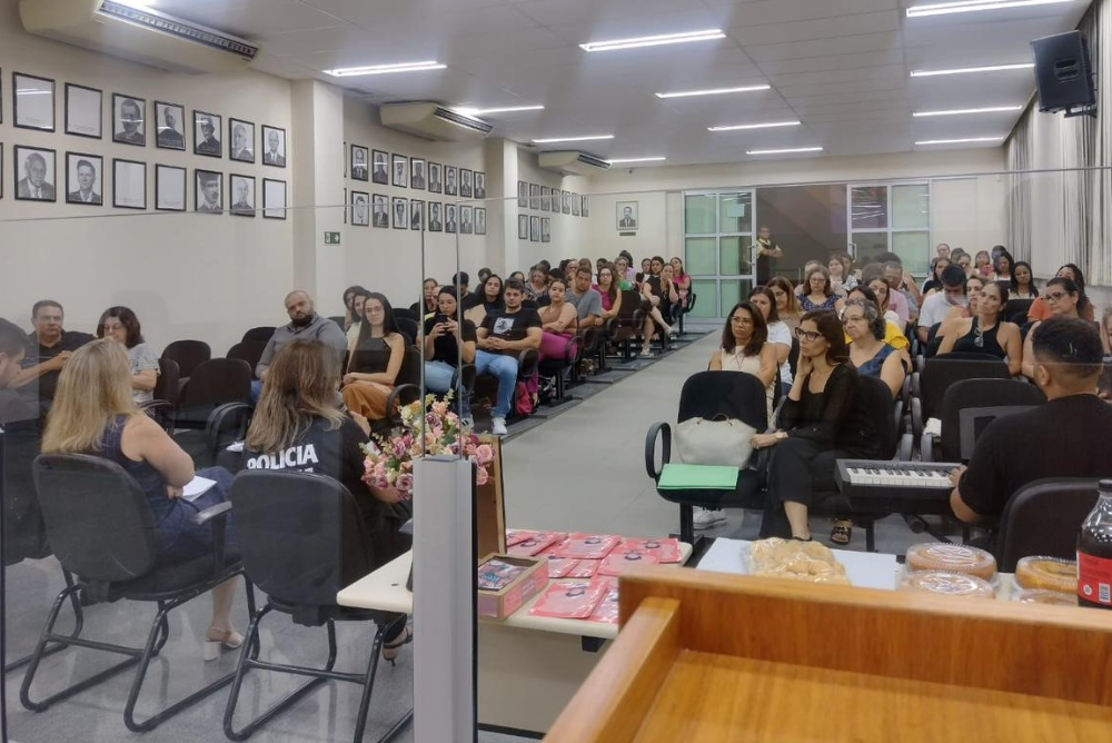 not-ENCONTRO COM OS PROFESSORES E PROFISSIONAIS DA EDUCACAO-uba-dez2024.jpg