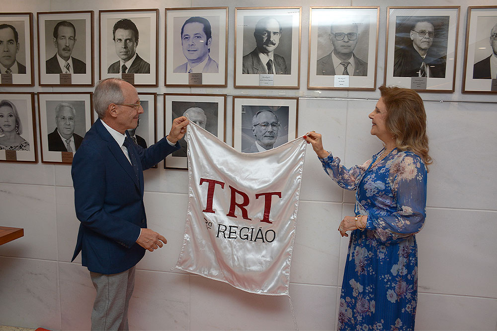 Not---Aposicao-de-foto-no-TRT.jpg