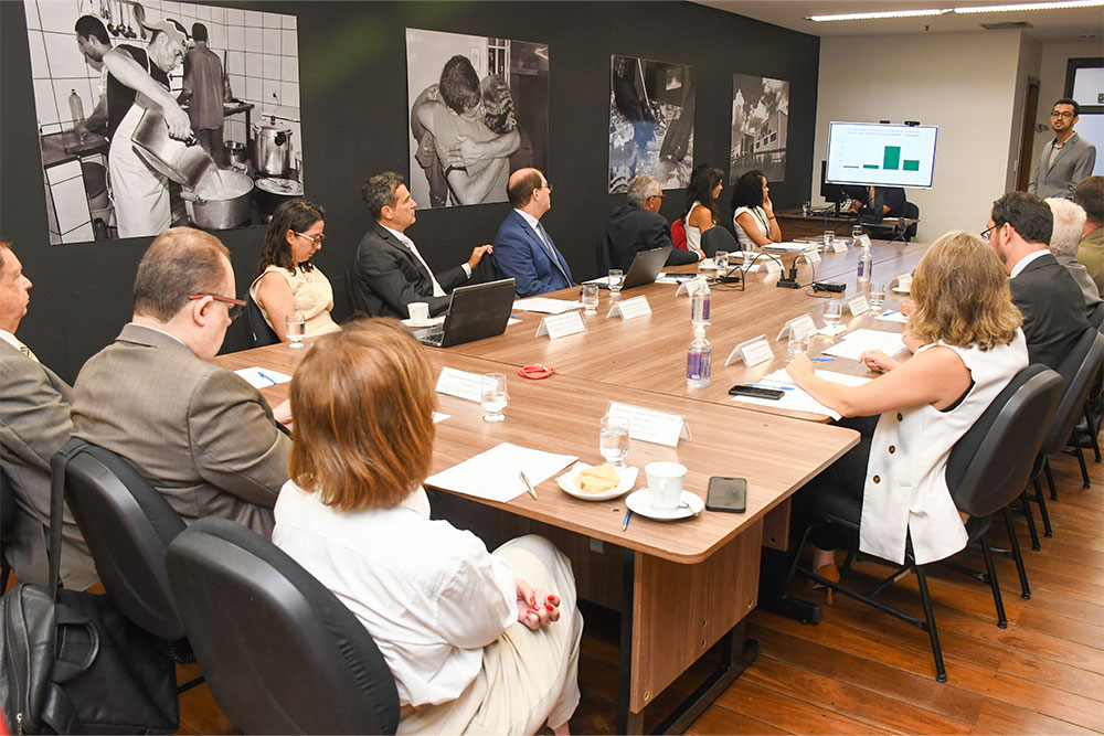 Not-reuniao-GMF1.jpg