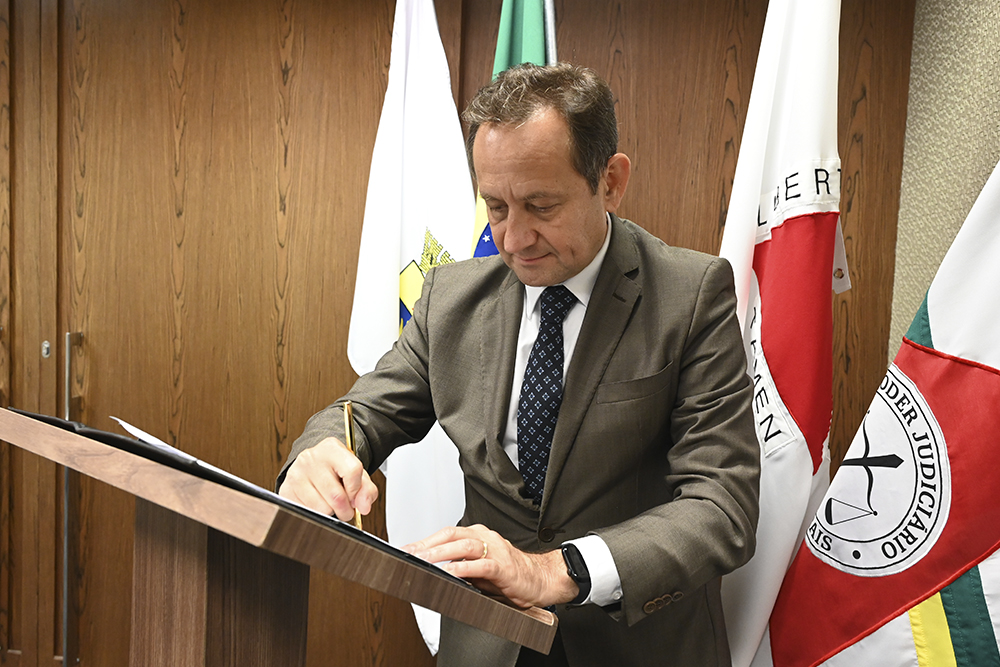 Not-5---Assinatura-de-Acordo-de-Cooperacao-como-SPC-e-CDL.jpg