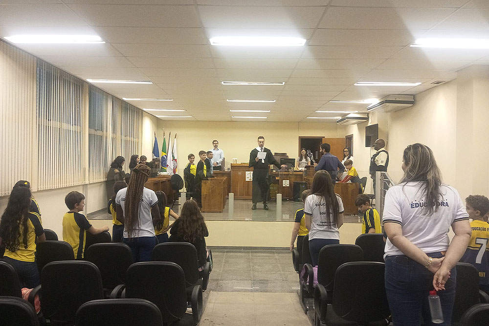 Not-Conhecendo-o-Judiciario.-Manhuacu-3.jpg