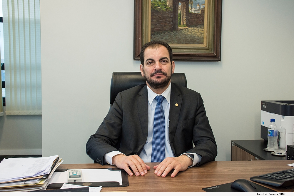 O desembargador Gilson Soares Lemes
