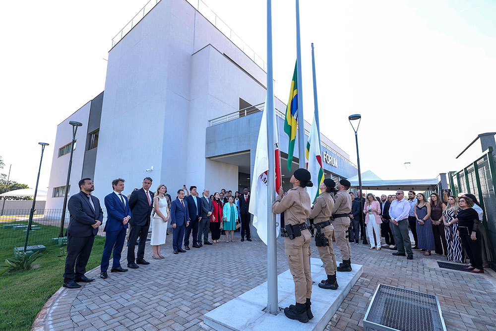 Not-Novo-forum-em-Campina-Verde2.jpg