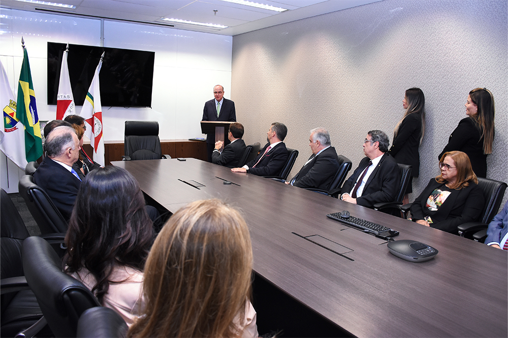 Not---Assinatura-de--dois-juizes-convocados._2.jpg