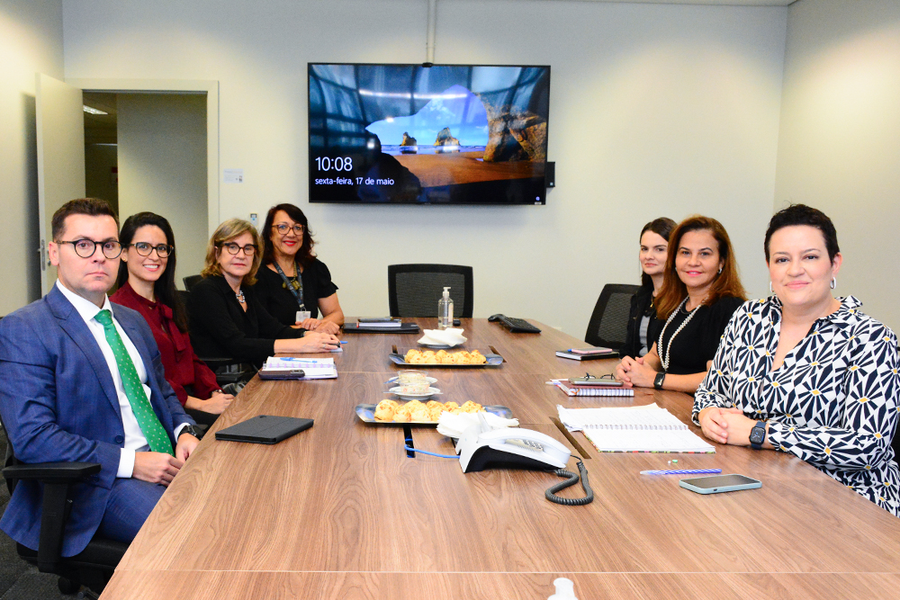 Not---Reuniao-Dr--Monica-com-Dr-Thiago-juiz-TRF-4.jpg