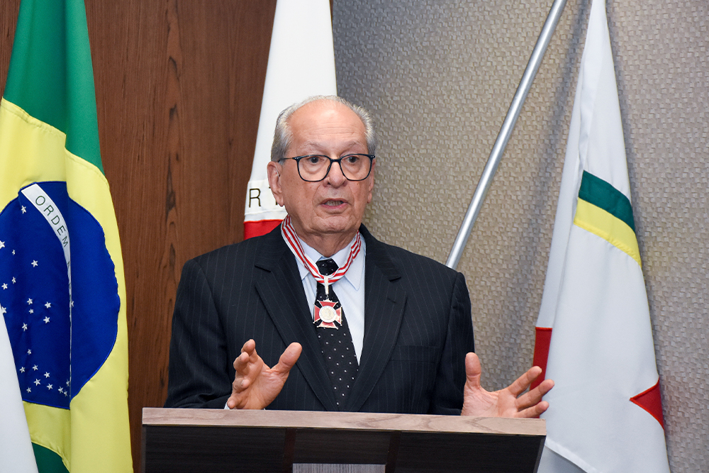 Not---Entrega-da-Medalha-JK-ao-des-Humberto-Theodoro-Junior._3.jpg