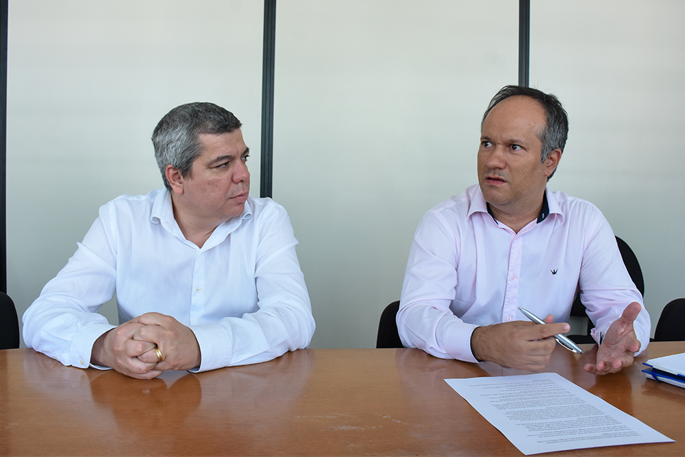 Not---Esocial--Adriano-Martuano-e-Guilherme-Moreira.3.jpg
