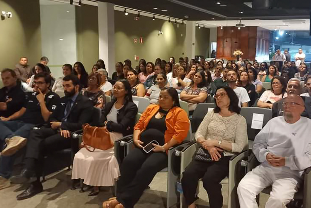 not-agosto-lilas-em-raul-soares-GERAL--02.jpg