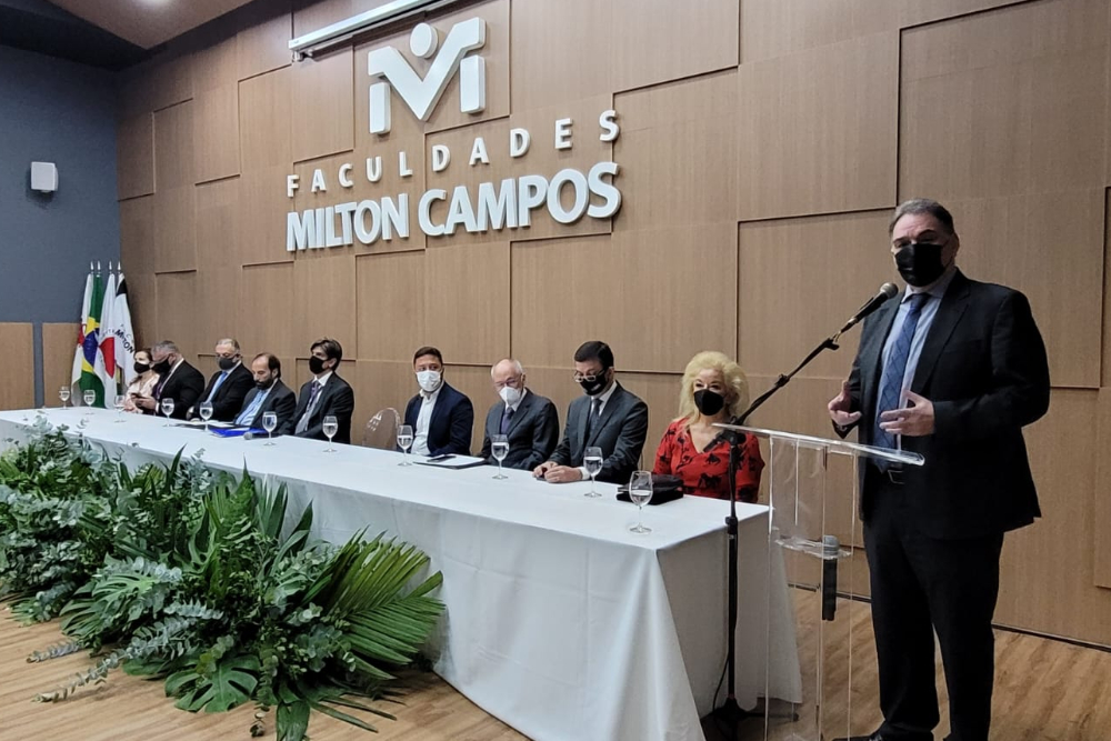 not---lawvillage--presidentedafaculdade.jpg