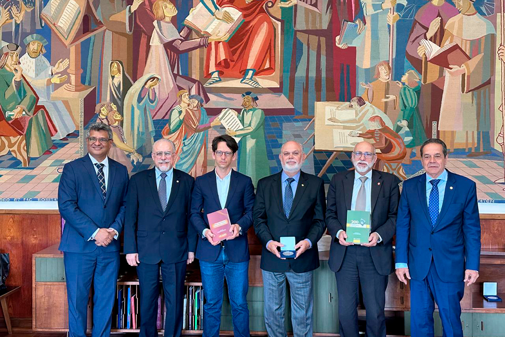 Not-Des-Saulo-Versiani-Penna_-Oliveira-Firmo-e-Jose-M-Vieira---fac-direito-de-Lisboa1.jpg